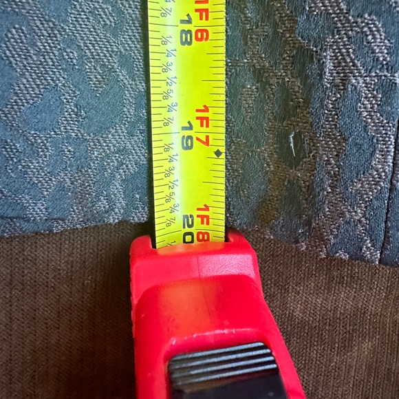 Ann Taylor Brown & Black Animal Print. Split In Back. Closure Zip In BackSz 4P - Picture 11 of 12